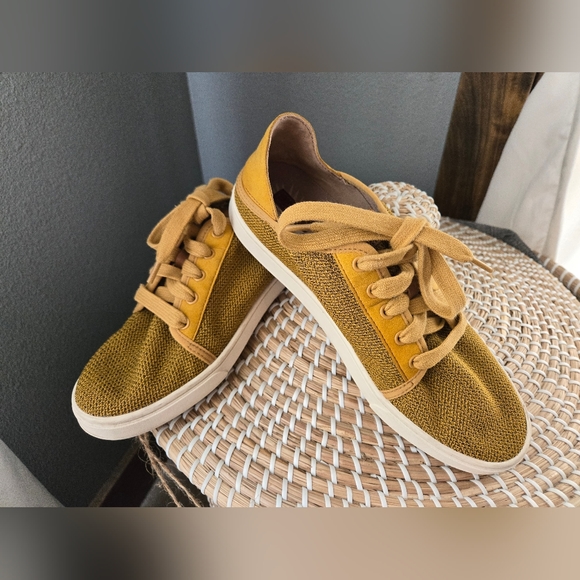 OLUKAI Pehuea Li Women's Slip On Sneakers, Casual Everyday Shoe/Amber Gold 8 - Picture 7 of 16